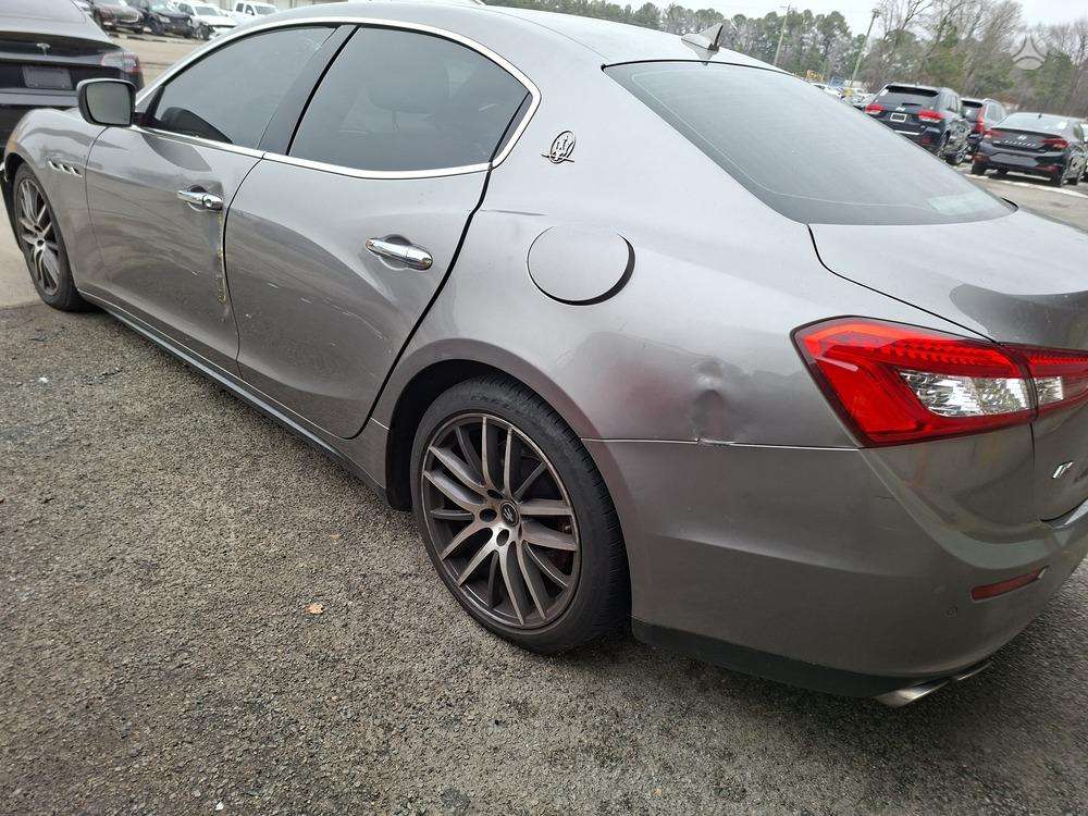 Maserati Ghibli