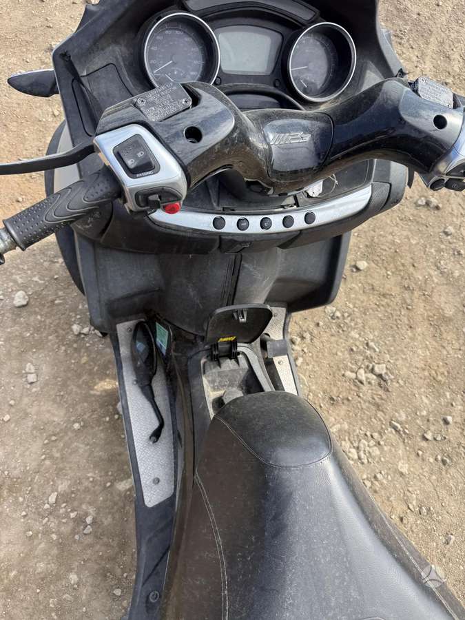 Piaggio MP3 350cc, мотороллеры / мопеды