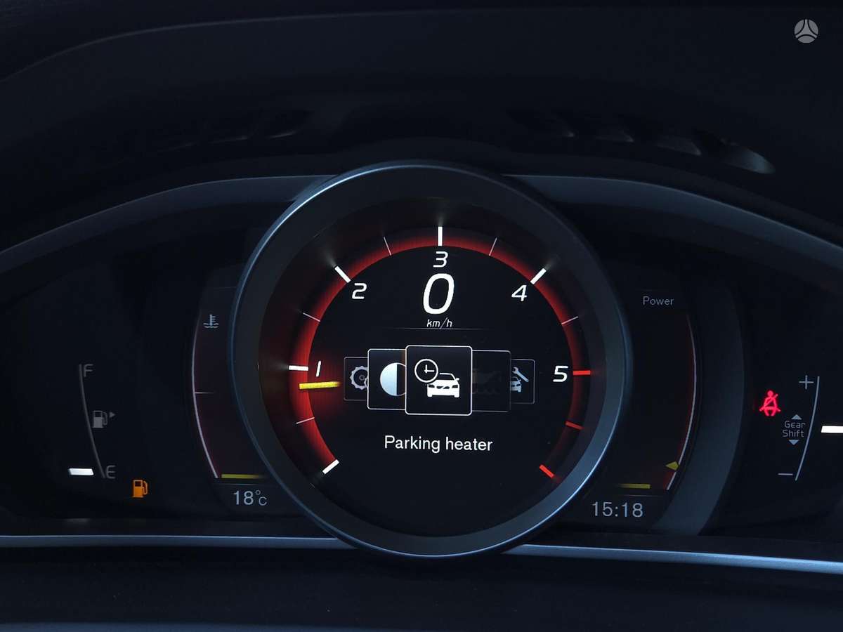 Volvo V40, 2.0 l., hečbekas