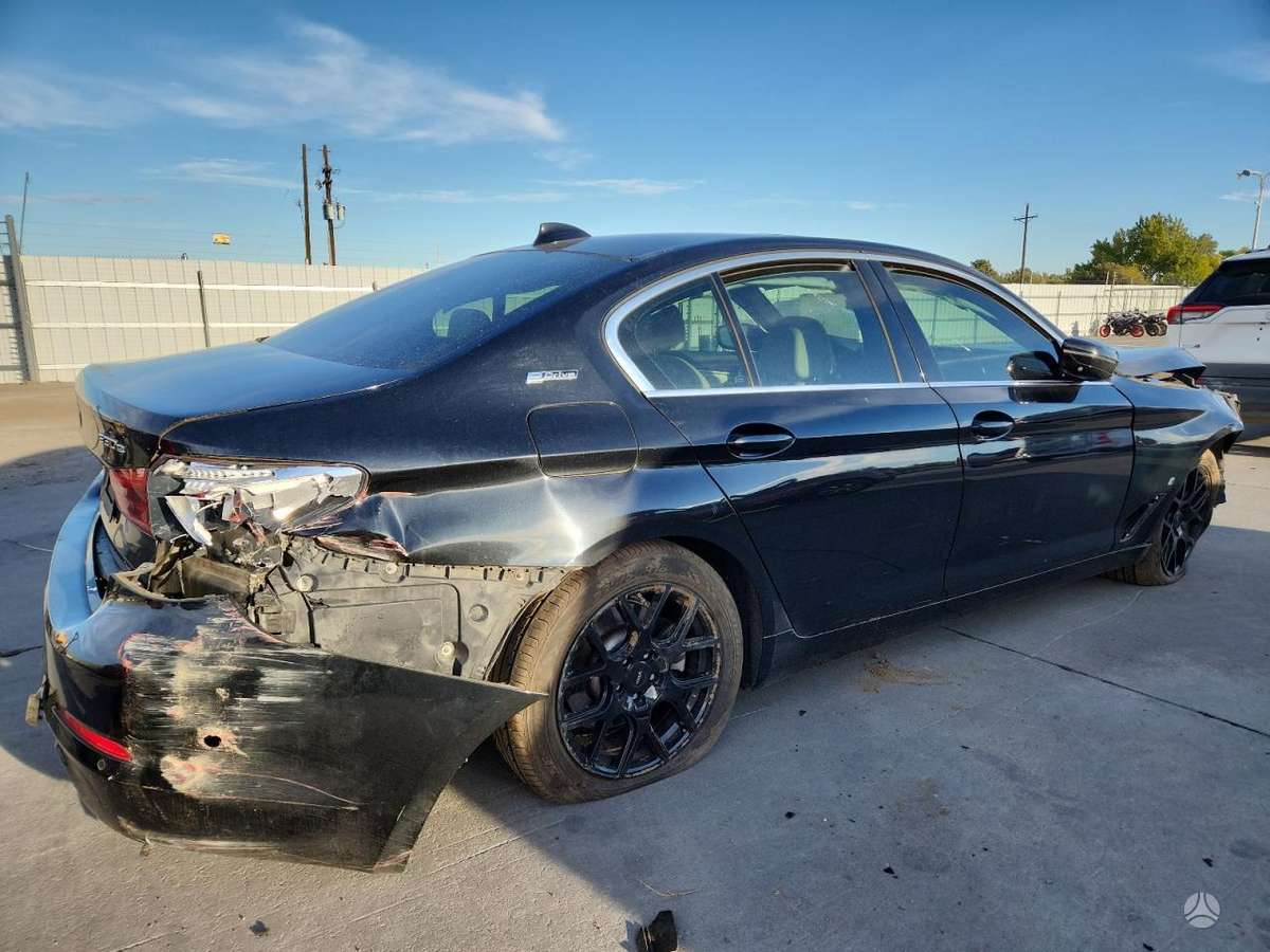 BMW 530