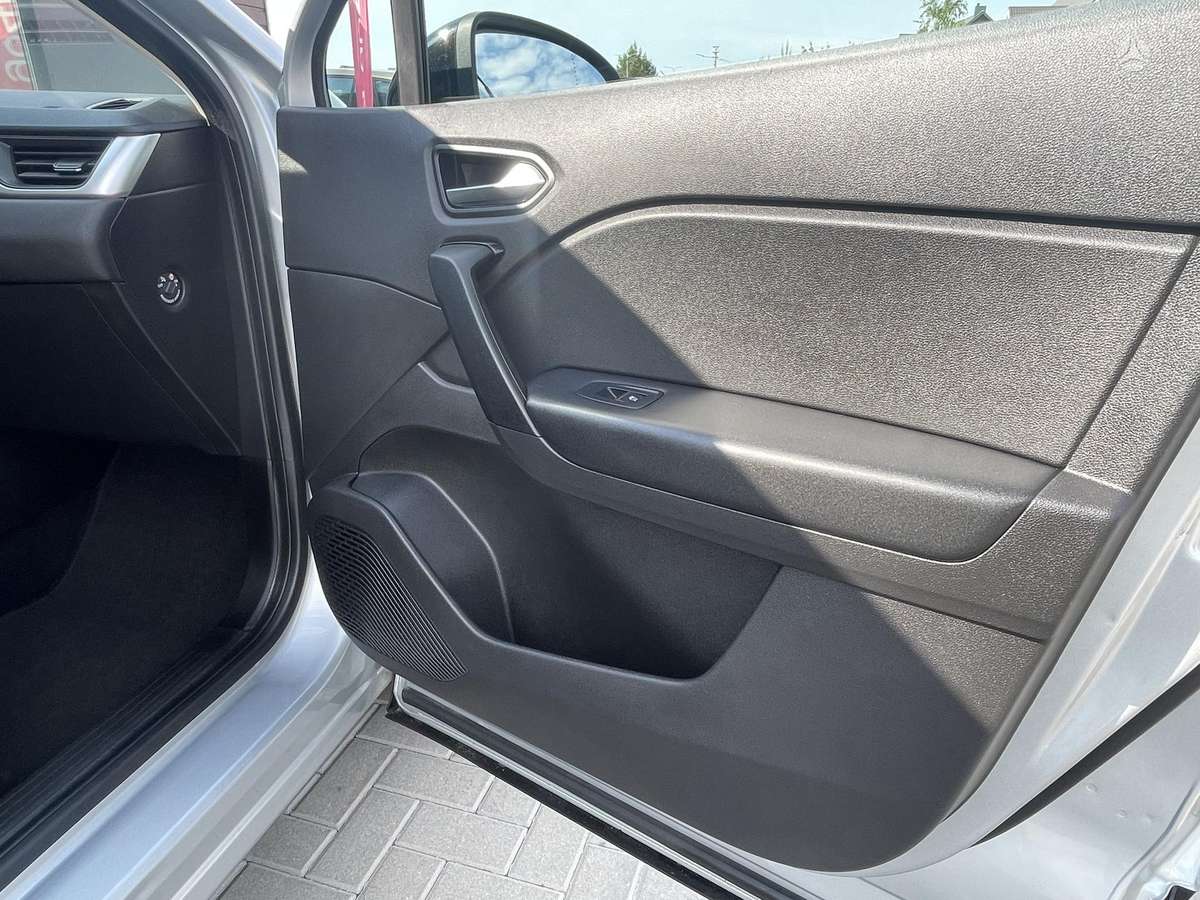 Renault Captur, 1.5 l., off-road / crossover