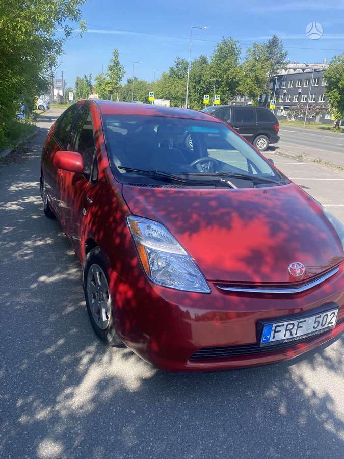 Toyota Prius - 2