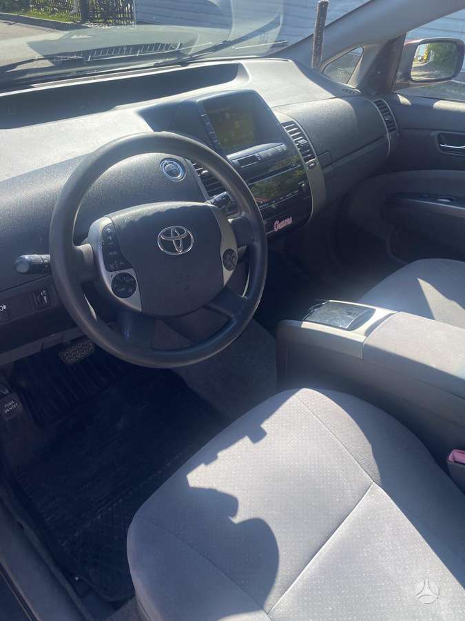 Toyota Prius - 9