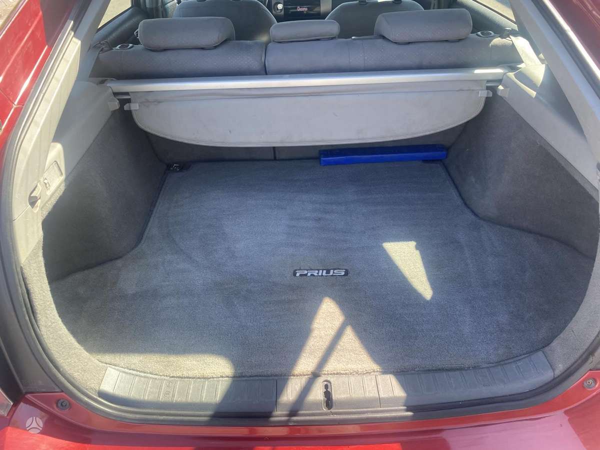 Toyota Prius - 11