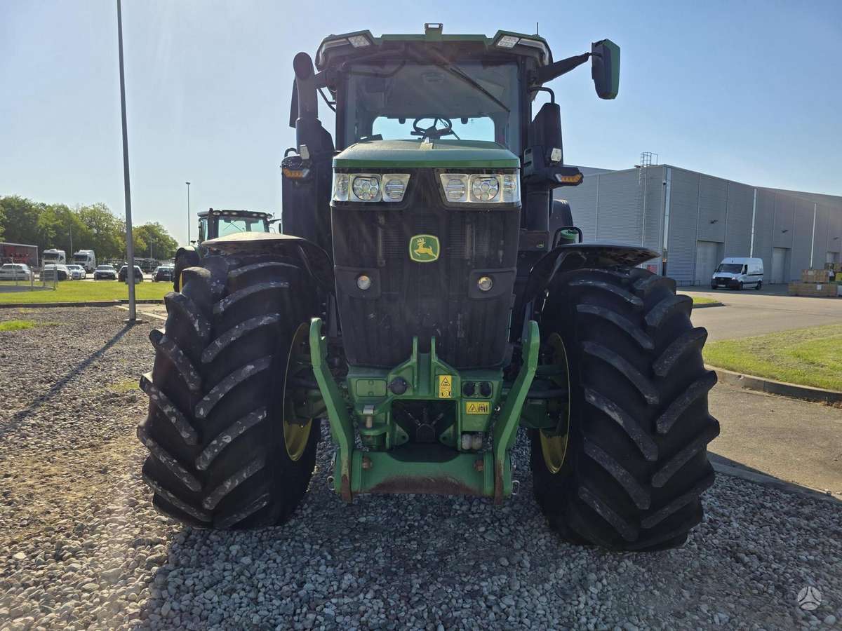 John Deere 7R310, тракторы