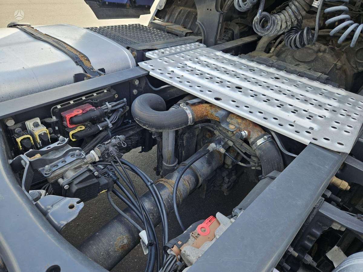 Scania R450 MEGA, double sleeper