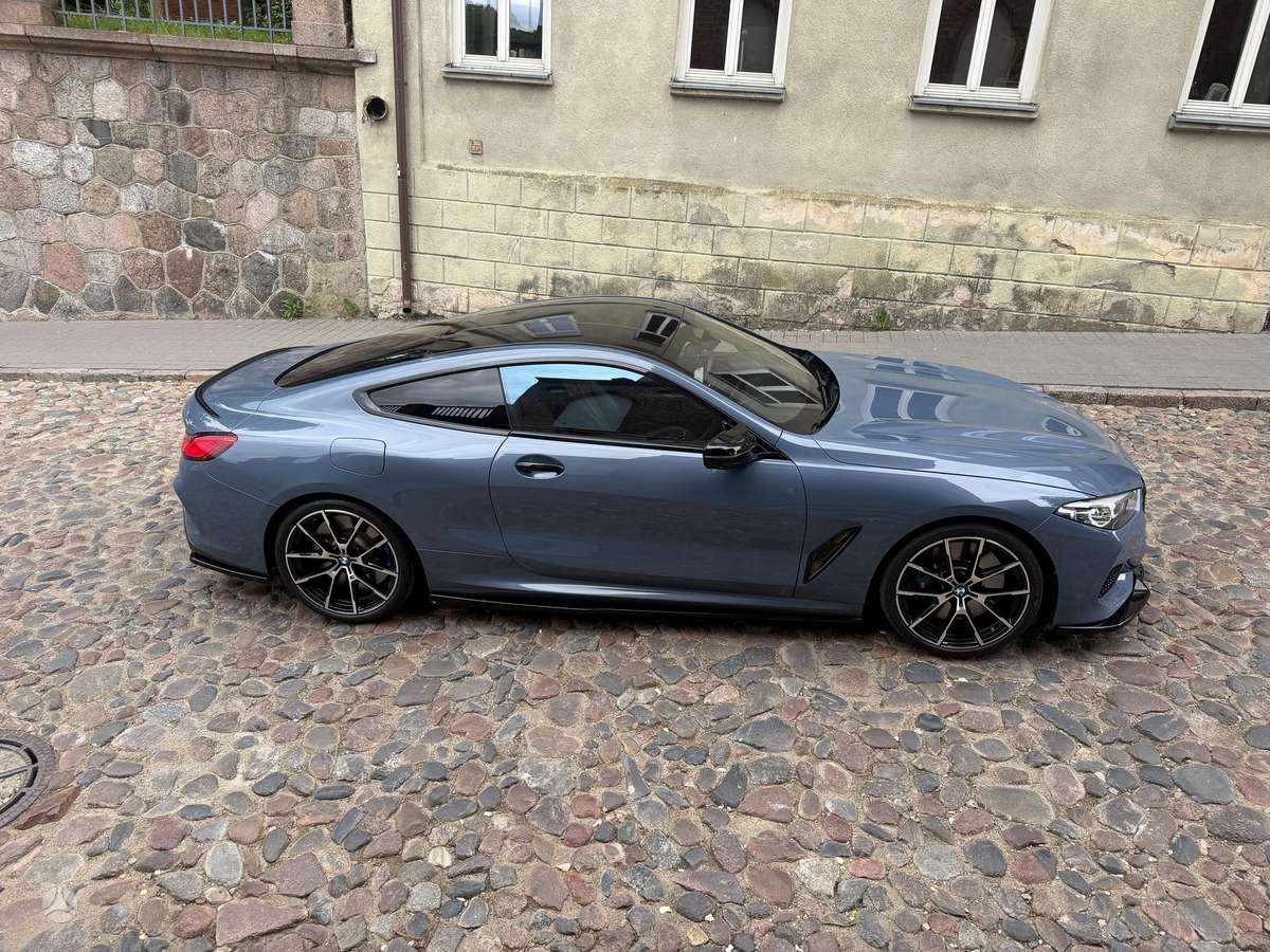 BMW 840, 3.0 l., Седан