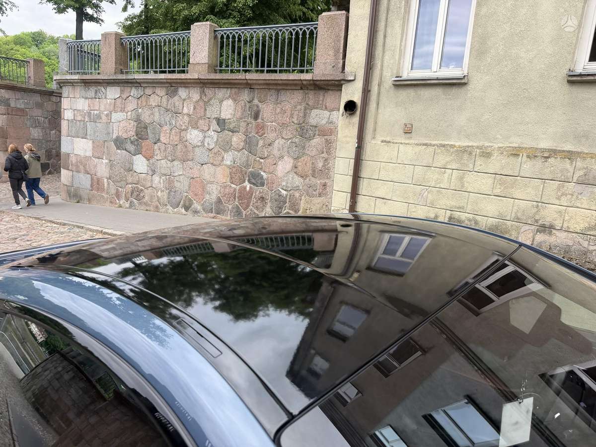 BMW 840, 3.0 l., Седан