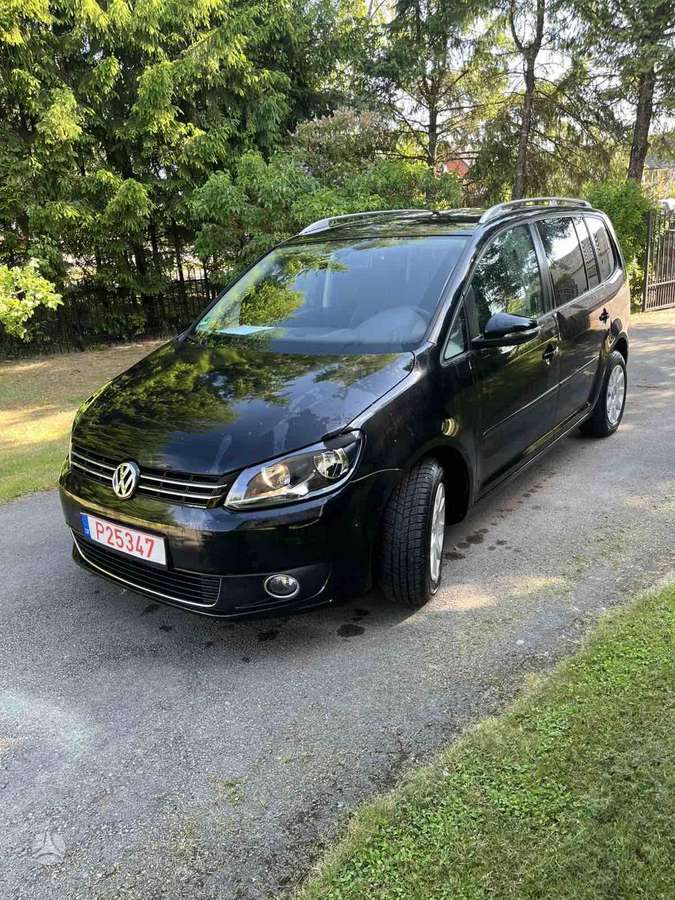 Volkswagen Touran - 2