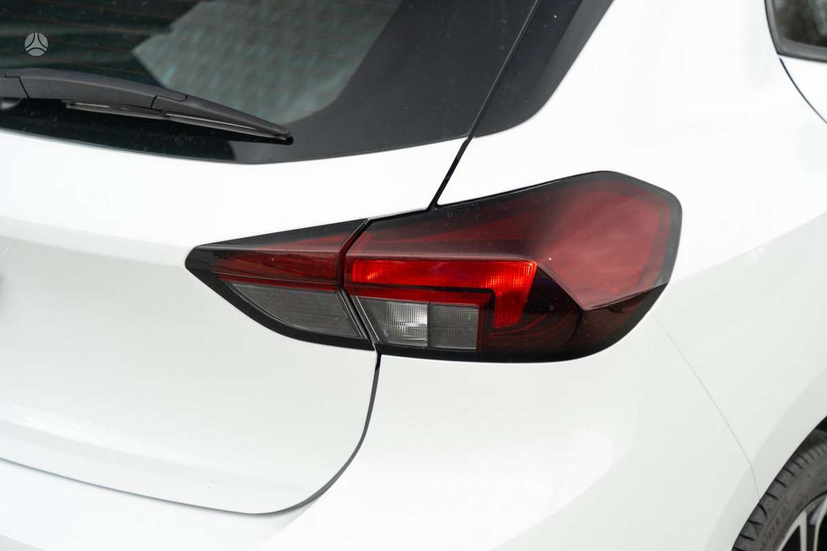 Opel Corsa, 1.2 l., Хэтчбек