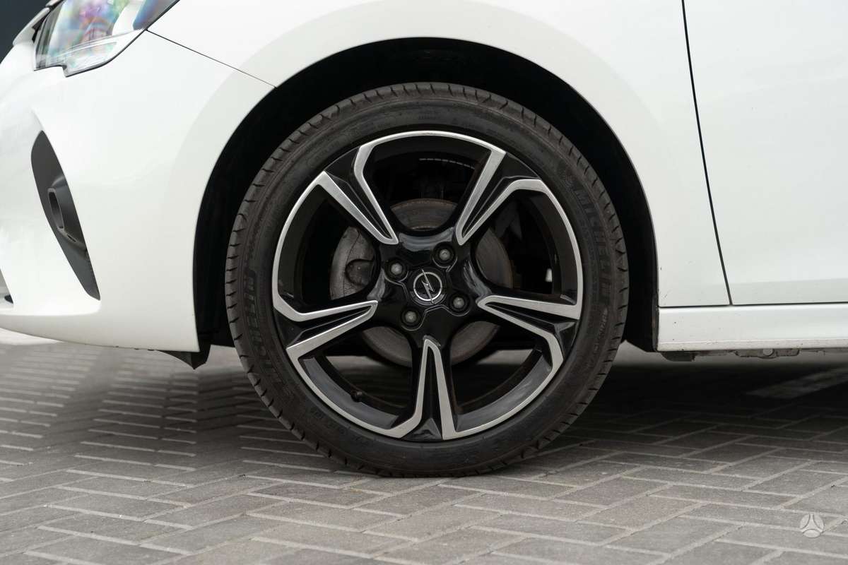 Opel Corsa, 1.2 l., Хэтчбек
