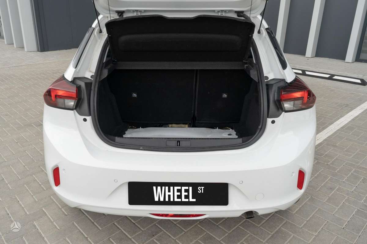 Opel Corsa, 1.2 l., Хэтчбек