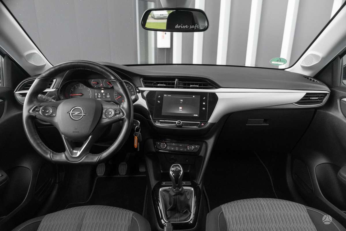 Opel Corsa, 1.2 l., Хэтчбек
