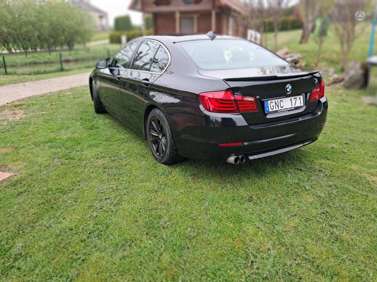 BMW 523, 3.0 l., Седан