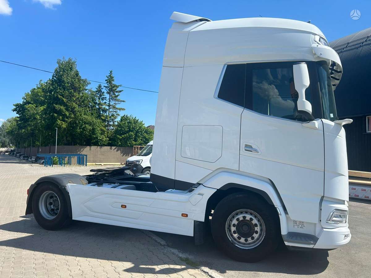 DAF XG+  530, double sleeper