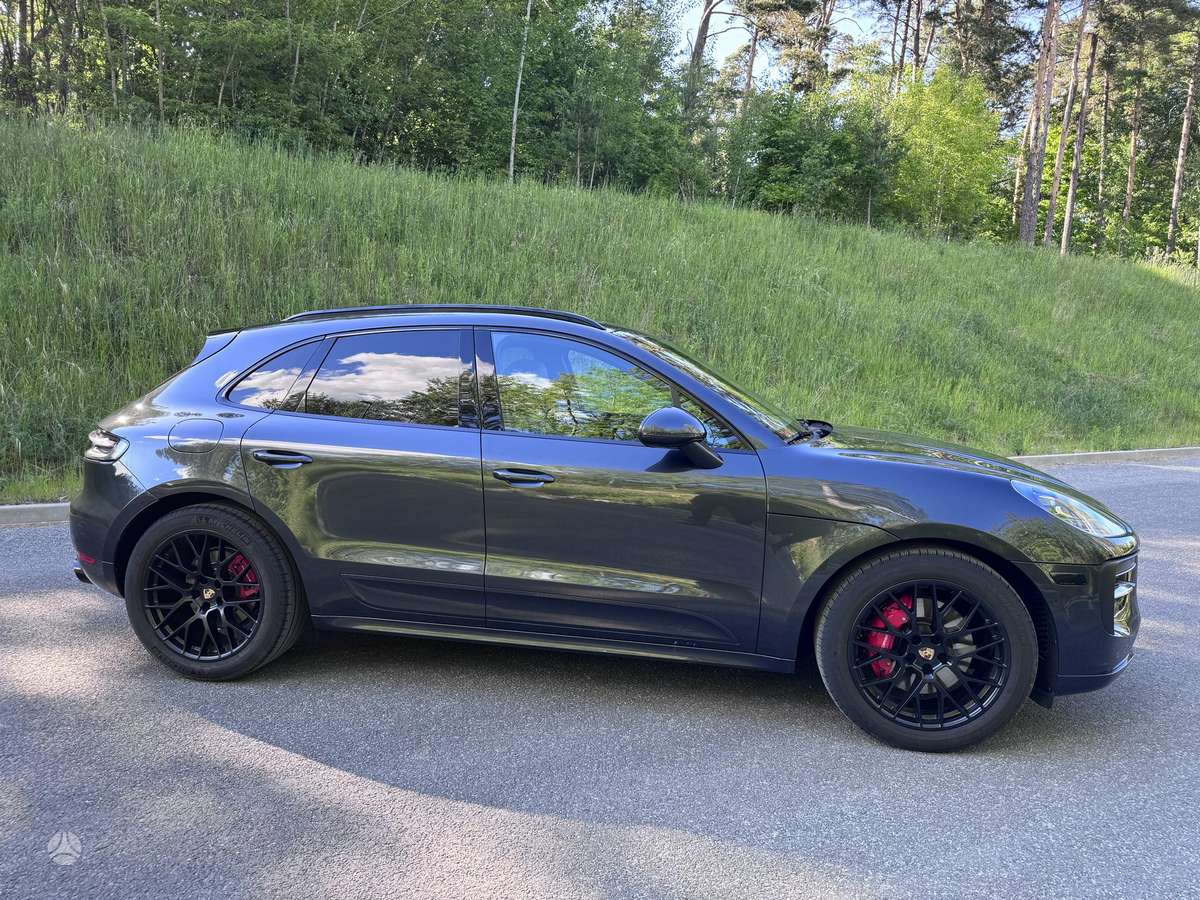 Porsche Macan - 5