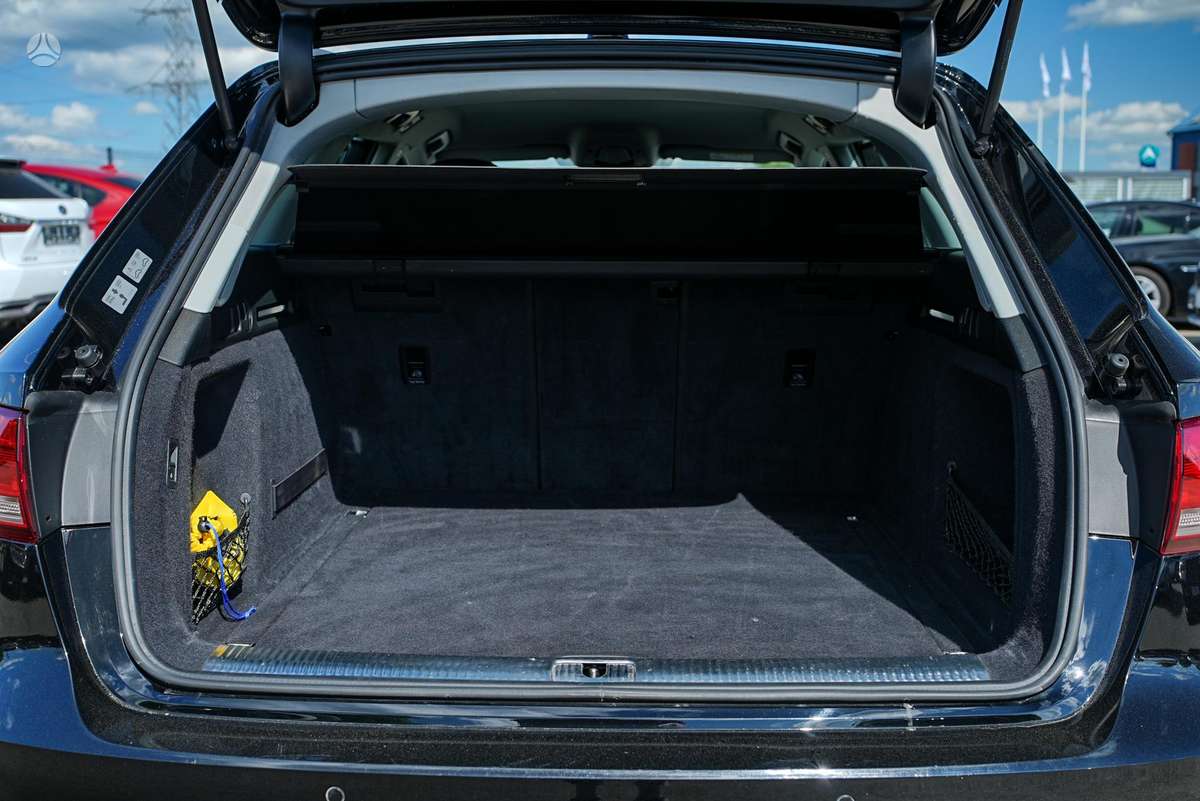 Audi A4, 2.0 l., Универсал