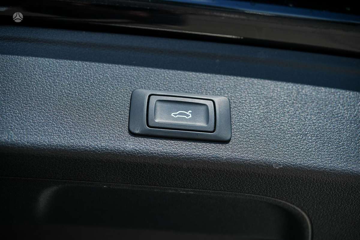 Audi A4, 2.0 l., Универсал