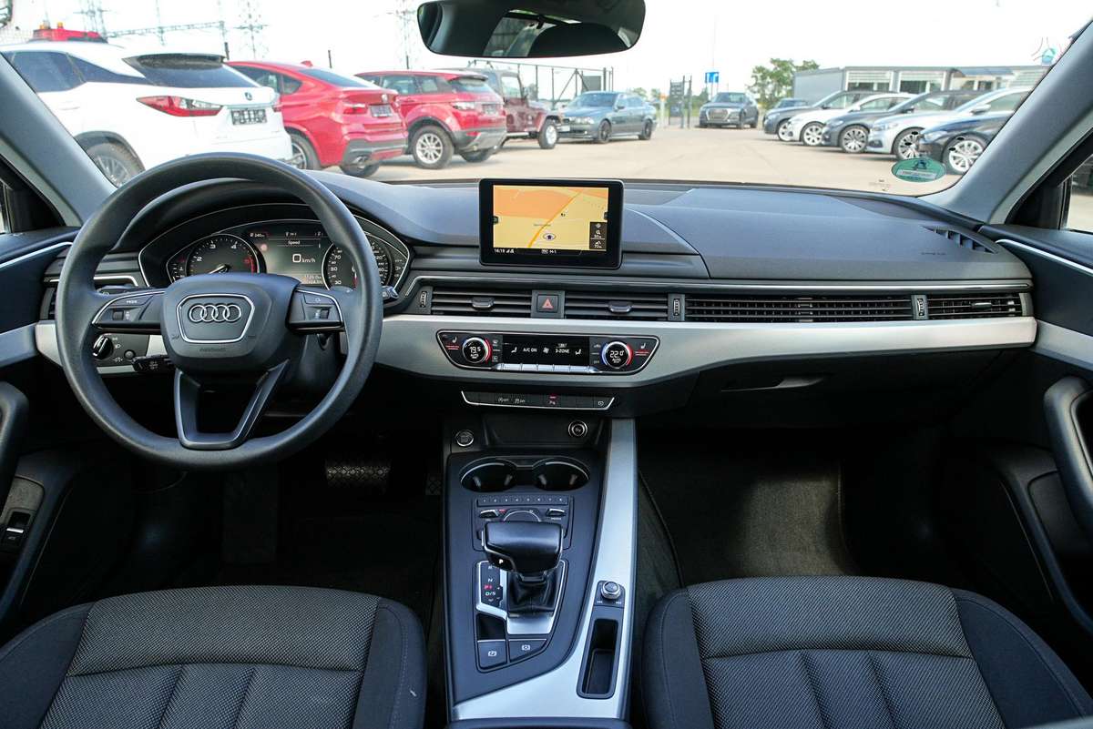 Audi A4, 2.0 l., Универсал