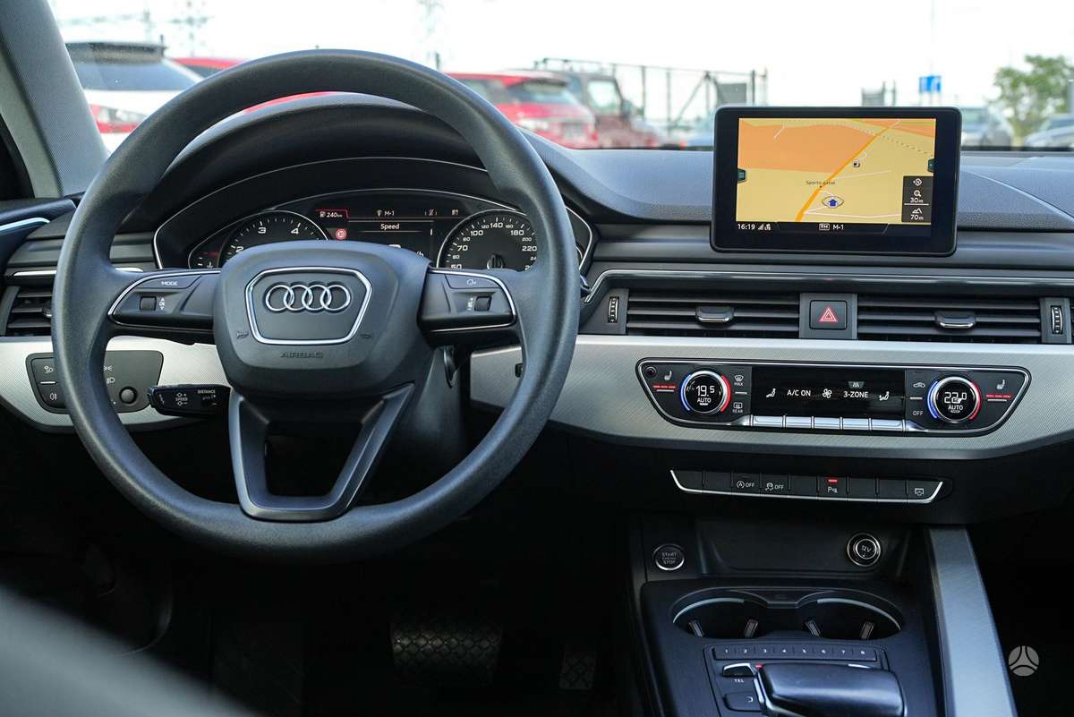 Audi A4, 2.0 l., Универсал
