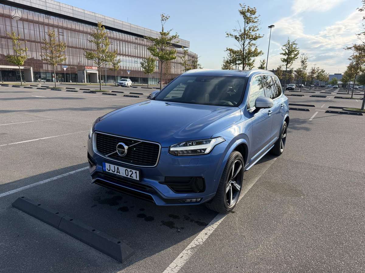 Volvo XC90 - 3