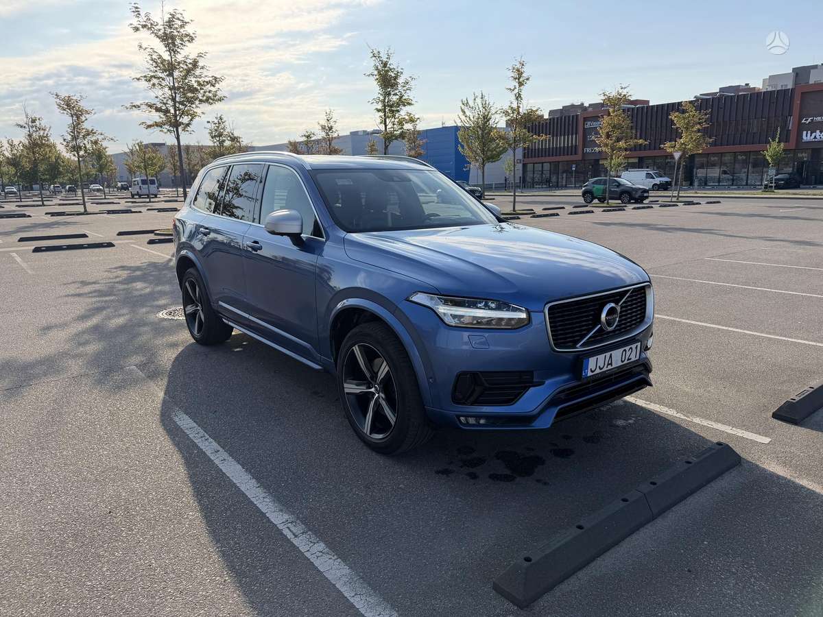 Volvo XC90 - 4