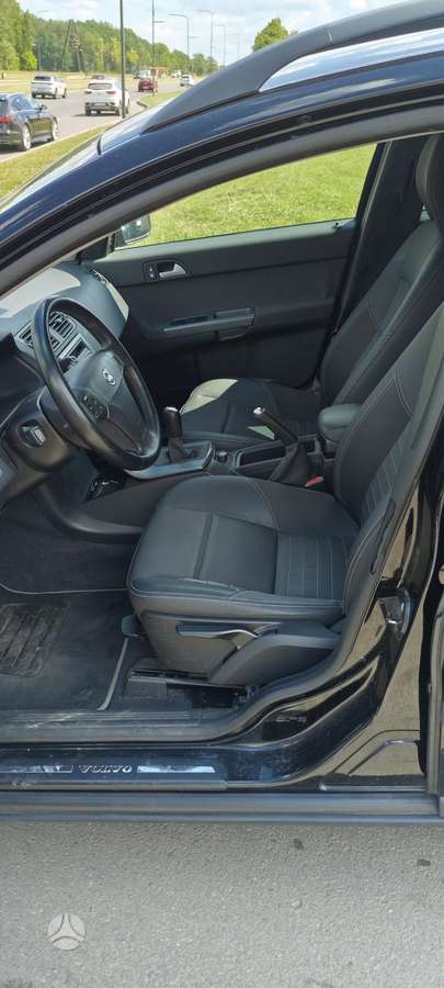 Volvo V50 2006 — photo 9