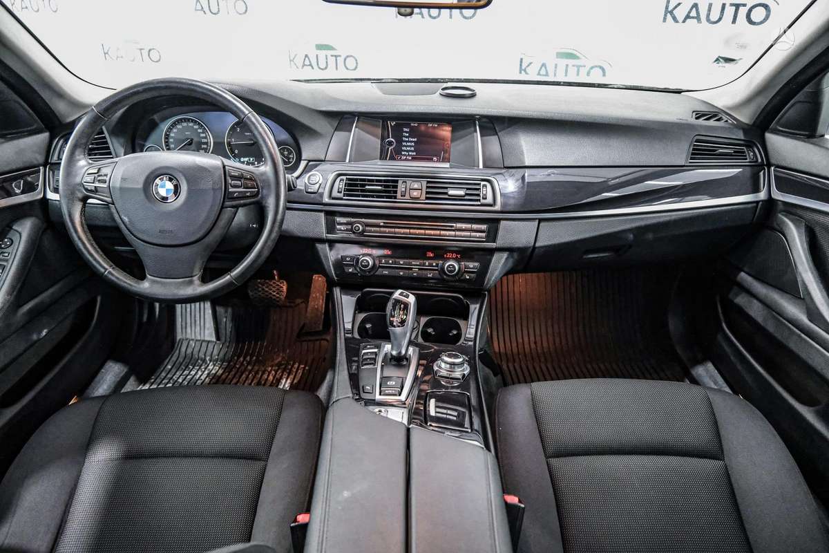 BMW 520, 2.0 l., universalas