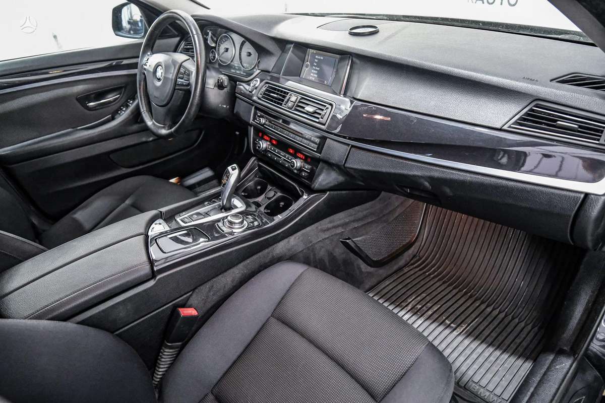 BMW 520, 2.0 l., Универсал