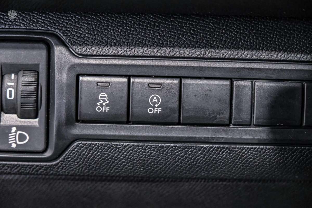 Peugeot 308, 1.2 l., hatchback