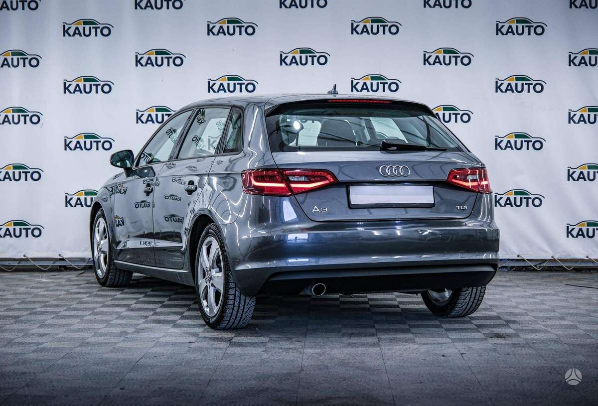 Audi A3, 1.6 l., Хэтчбек