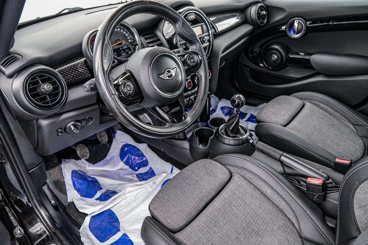 Mini Cooper SD, 2.0 l., hatchback