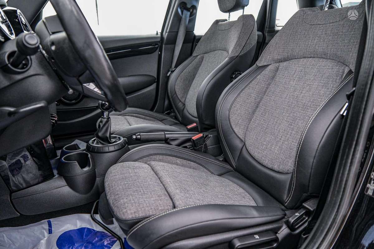 Mini Cooper SD, 2.0 l., hatchback