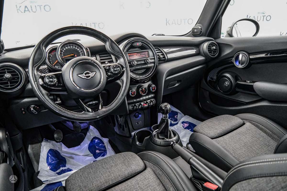 Mini Cooper SD, 2.0 l., hatchback