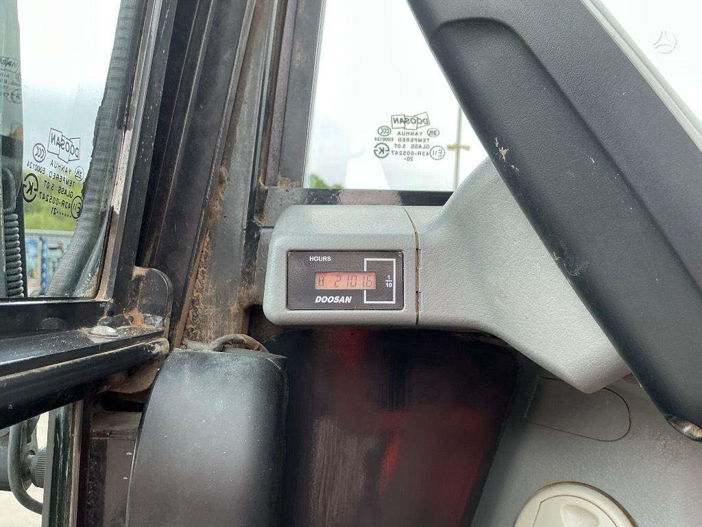Bobcat E 85, excavator