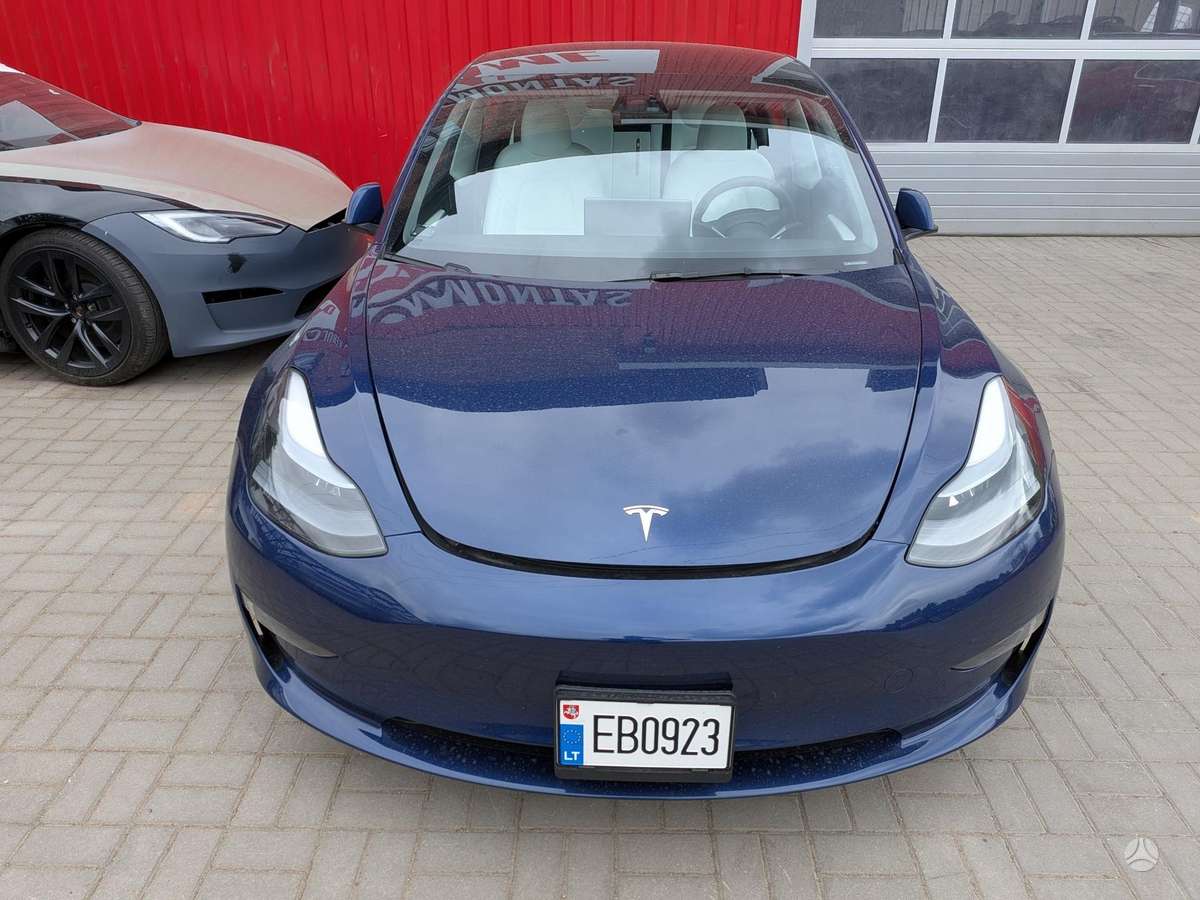 Tesla Model 3, 81 kWh, hečbekas