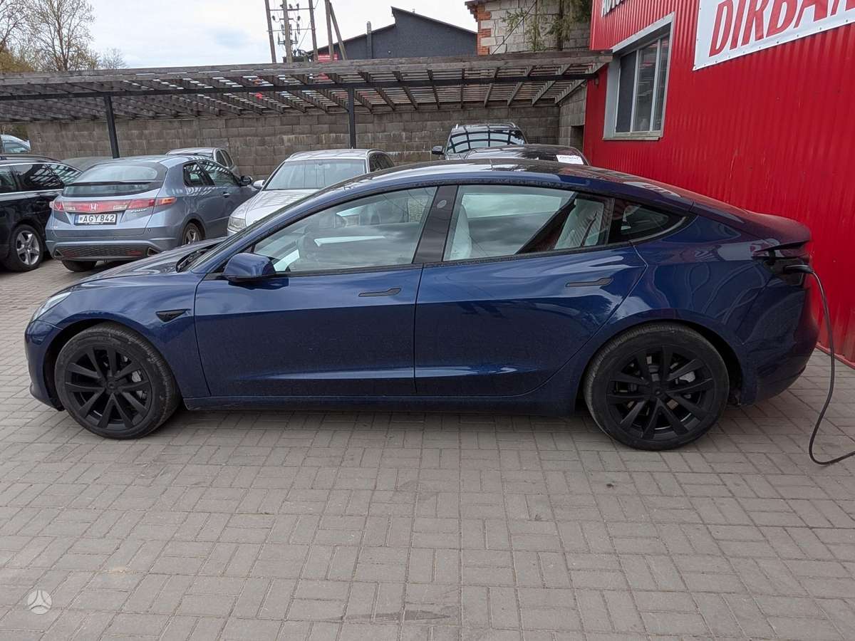 Tesla Model 3, 81 kWh, hečbekas