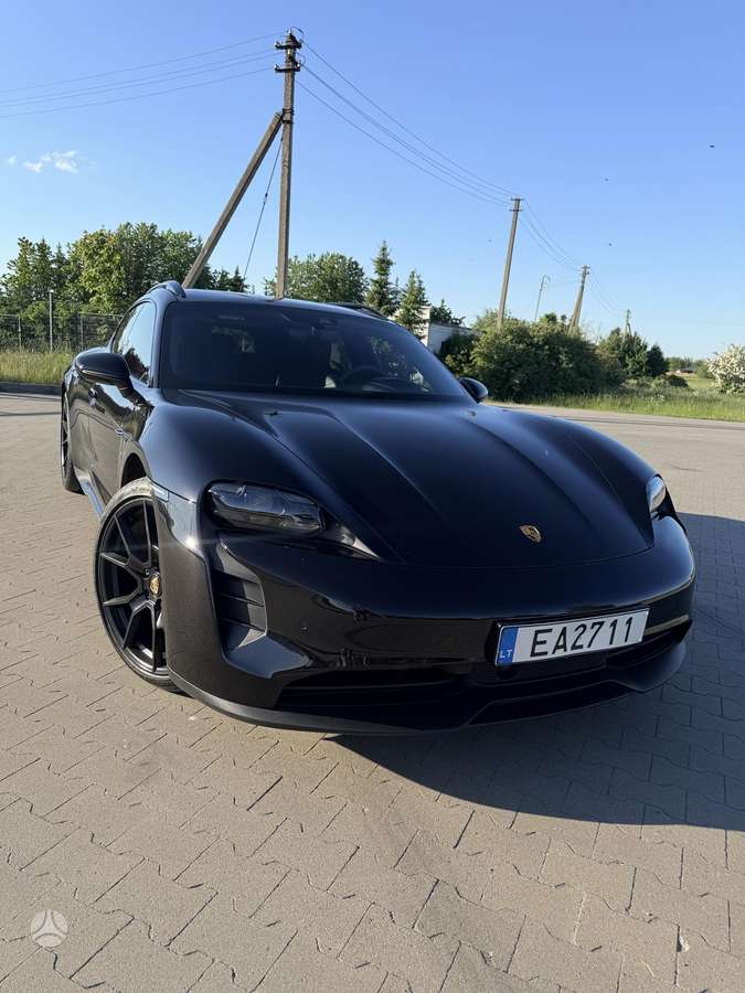 Porsche Taycan - 1