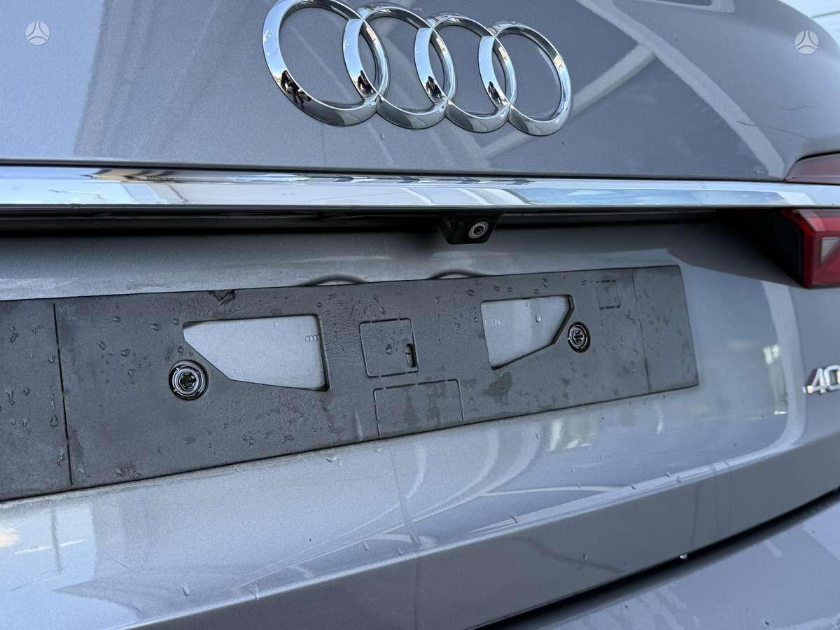 Audi A6, 2.0 l., Седан