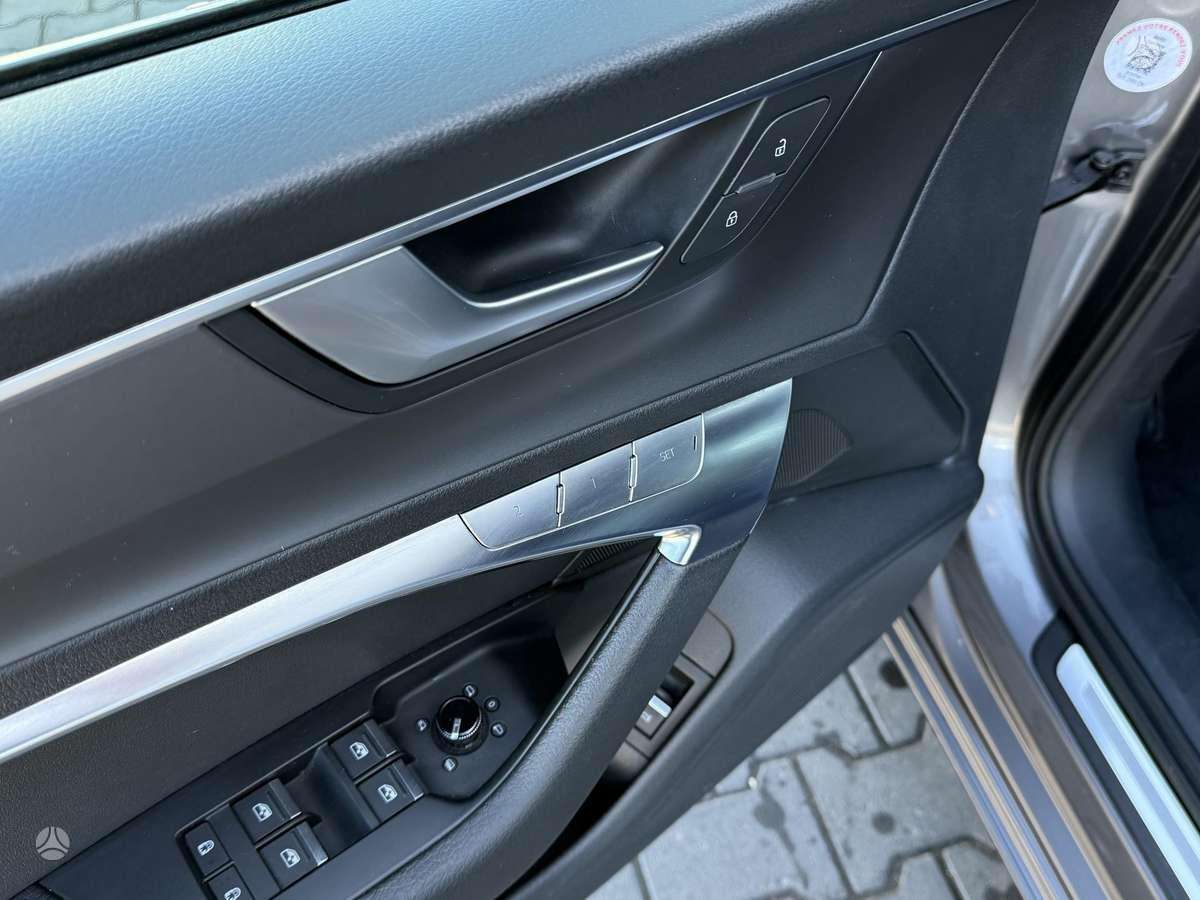 Audi A6, 2.0 l., Седан