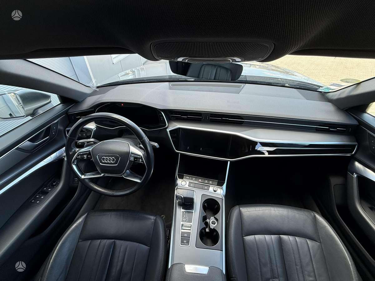 Audi A6, 2.0 l., Седан