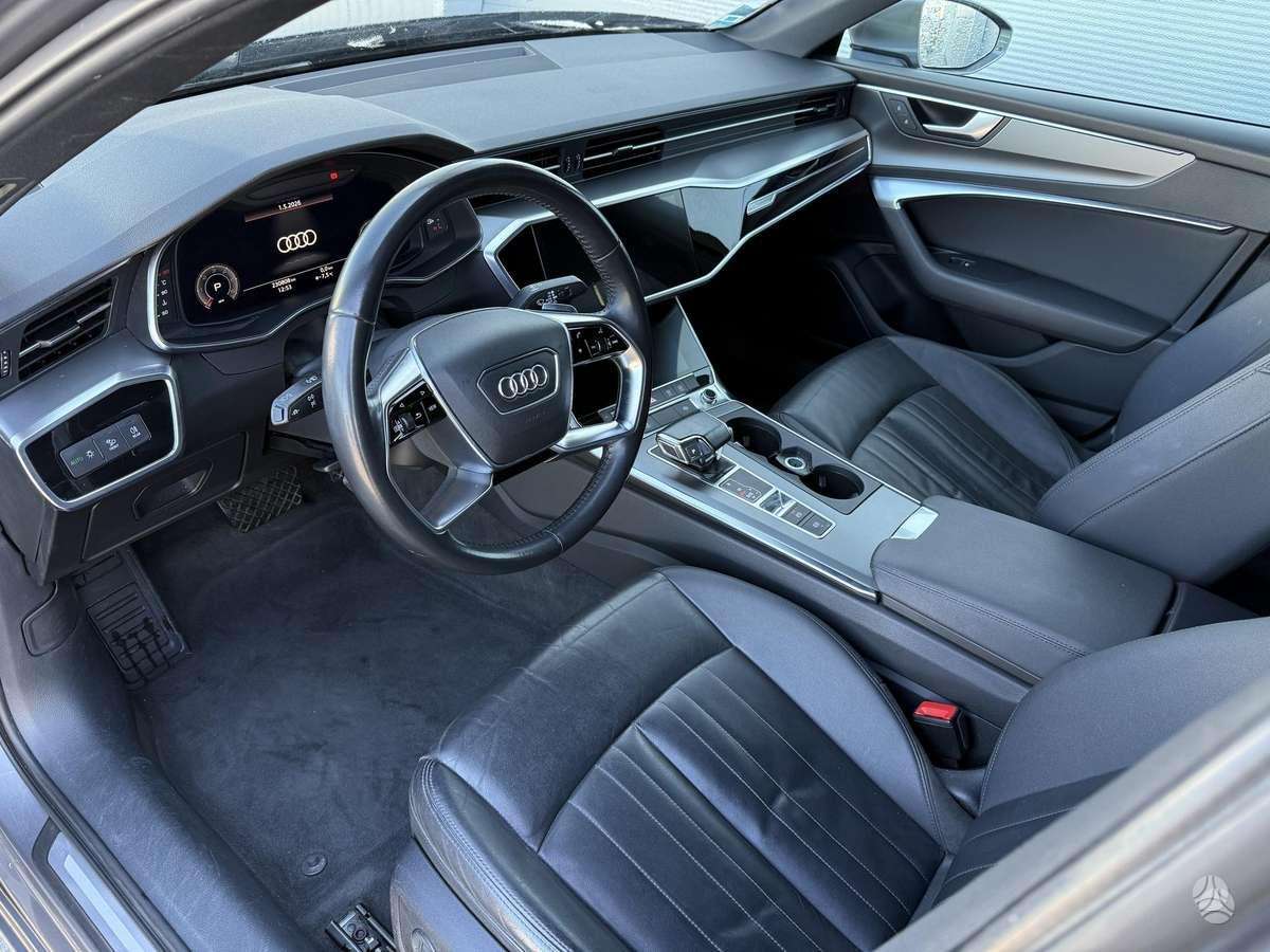 Audi A6, 2.0 l., Седан