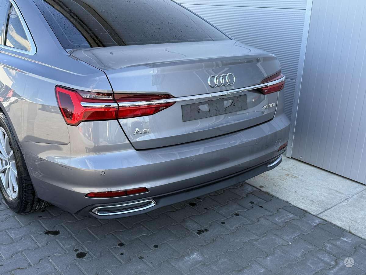 Audi A6, 2.0 l., Седан