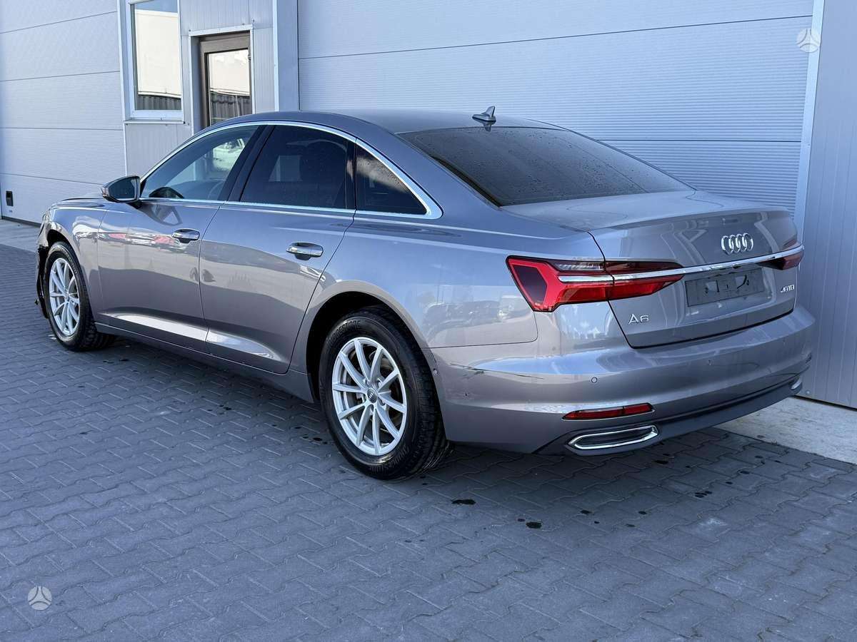Audi A6, 2.0 l., Седан