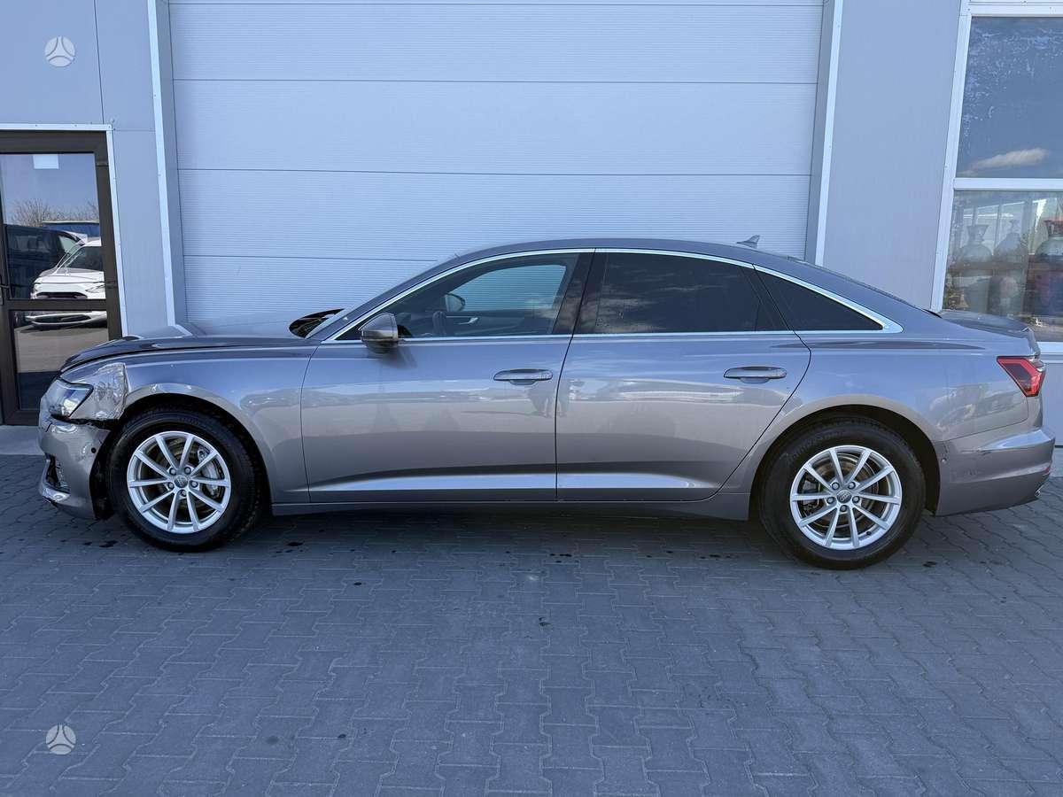Audi A6, 2.0 l., Седан