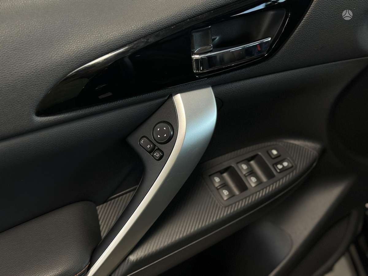 Mitsubishi Eclipse Cross, 2.3 l., Внедорожник / Кроссовер