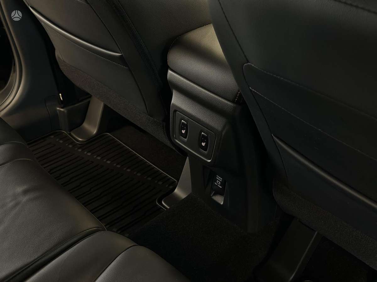 Mitsubishi Eclipse Cross, 2.3 l., Внедорожник / Кроссовер