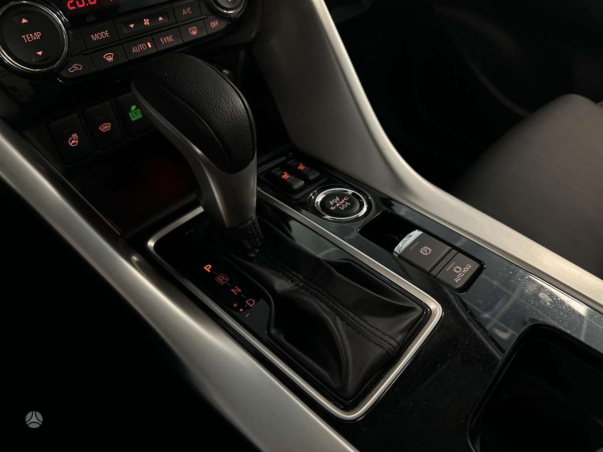 Mitsubishi Eclipse Cross, 2.3 l., Внедорожник / Кроссовер