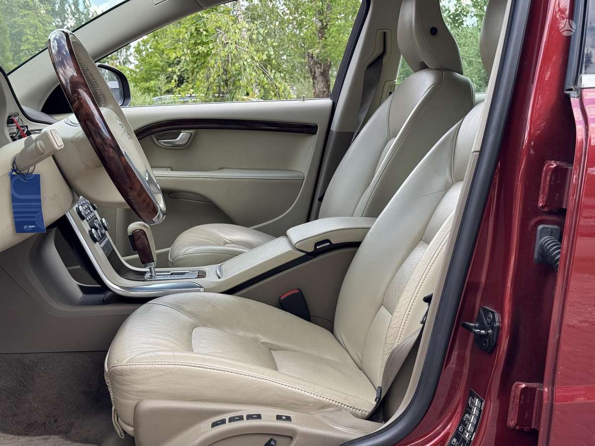 Volvo V70, 2.0 l., Универсал