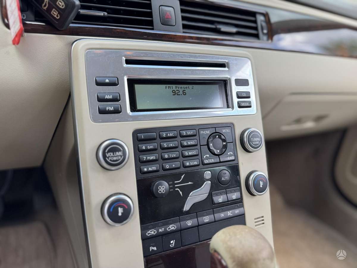 Volvo V70, 2.0 l., Универсал